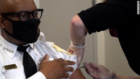 Police departments cope with officers&#39; vaccine hesitancy