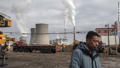 China&#39;s construction boom is sending CO2 emissions through the roof 