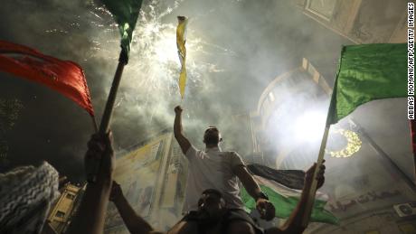 Israel y el movimiento palestino Hamas acordaron un alto el fuego 