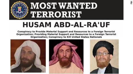 Husam Abd-al-Rauf est vu dans une affiche la plus recherchée du FBI, publiée en 2019.