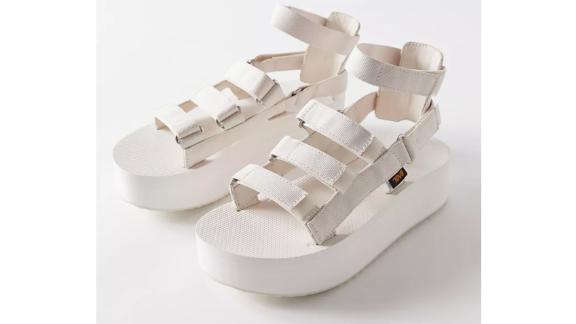 Teva Mevia Flatform Sandal