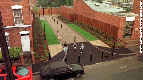A public walkway was built on the former site of Fred and Rosemary West&#39;s home at 25 Cromwell Street in Gloucester. 
