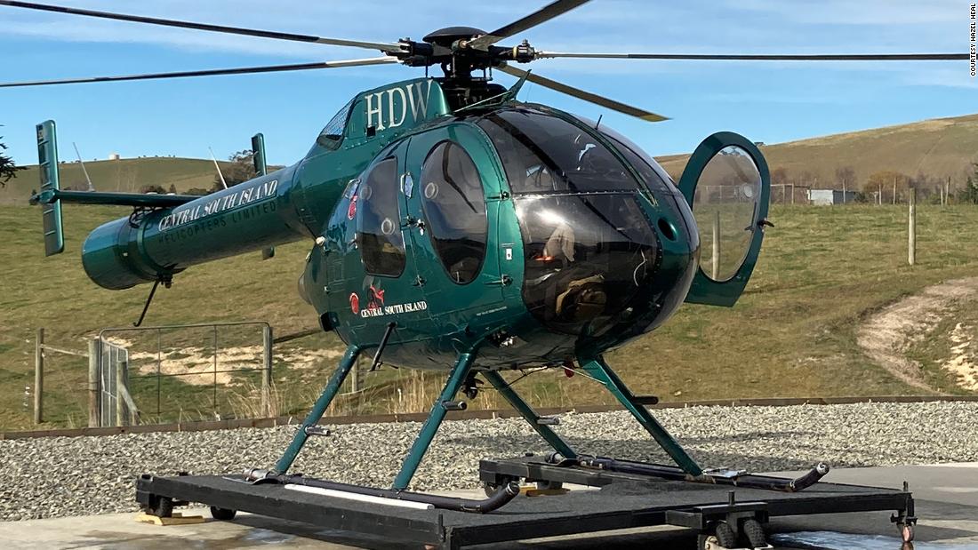 New Zealand fugitive charters helicopter to turn himself in