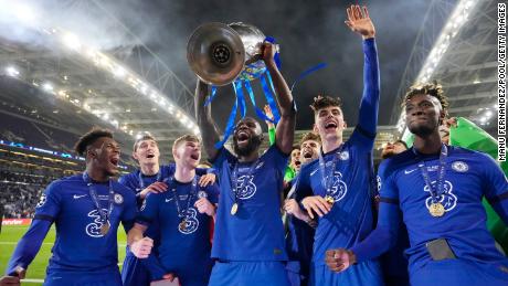 Antonio Ruediger of Chelsea celebrates with the Champions League Trophy following their team&#39;s victory in the UEFA Champions League Final between Manchester City and Chelsea FC at Estadio do Dragao on May 29, 2021 in Porto, Portugal. 