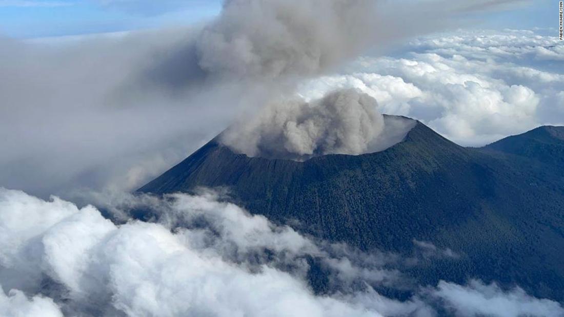 Núi.  Núi lửa Nyiragongo: 92 trận động đất và trận động đất được ghi nhận trong 24 giờ qua
