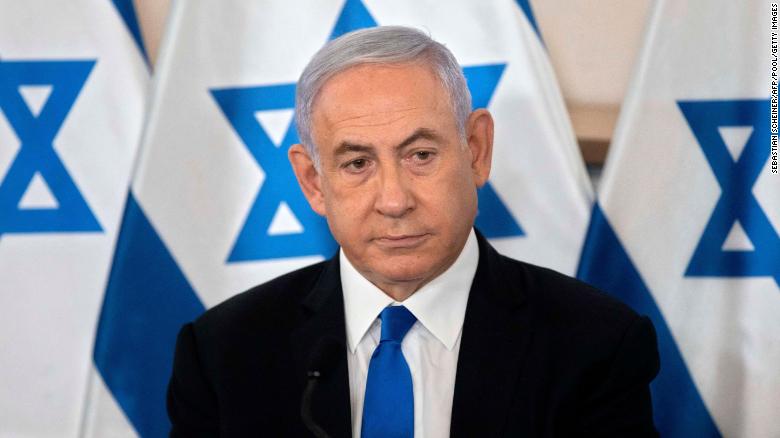 Right-wing Israeli leader says he is willing to work toward a coalition to oust Netanyahu