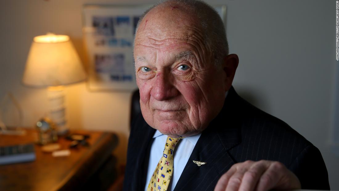 Famed trial lawyer F. Lee Bailey, whose clients included O.J. Simpson, dies