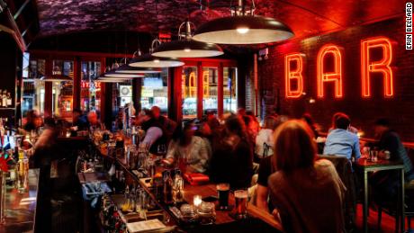 e&#39;s Bar, in New York City, has vaccinated and non-vaccinated sections.