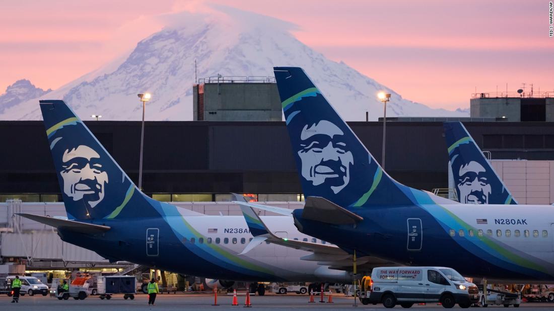 Alaska Airlines employee alleges the uniform policy discriminates against non-binary and gender non-conforming employees