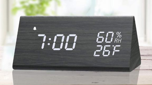 Jall digital alarm clock made of wood