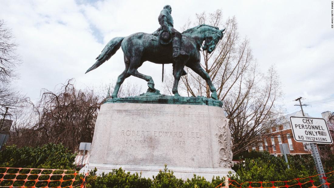 Charlottesville prepares to take down Confederate statues on Saturday