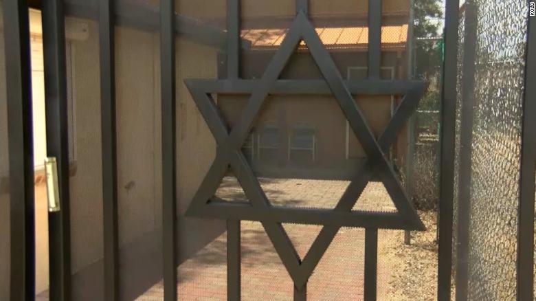 'We feel unsafe': Rabbi reacts to anti-Semitic vandalism