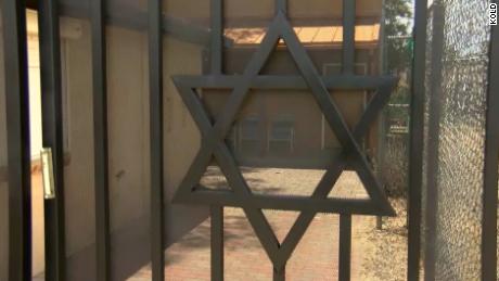 &#39;We feel unsafe&#39;: Rabbi reacts to anti-Semitic vandalism