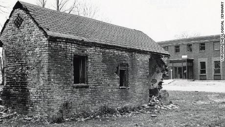 This servant quarters remained on the Virginia Theological Seminary campus into the 20th century. The building was dismantled in the 1970s and its bricks repurposed for a garage.