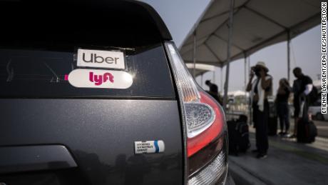 Uber and Lyft executives call for federal intervention in their job fight for gig