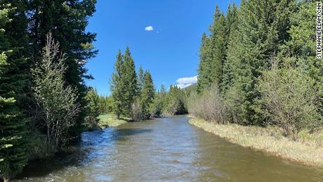 Un ranch manque d'eau dans la sécheresse historique de l'Ouest.  "En 85 ans, ça n&a pas été si mal."