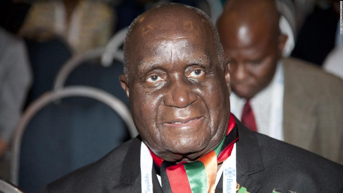 Kenneth Kaunda, el primer presidente carismático de Zambia, murió a la edad de 97 años.