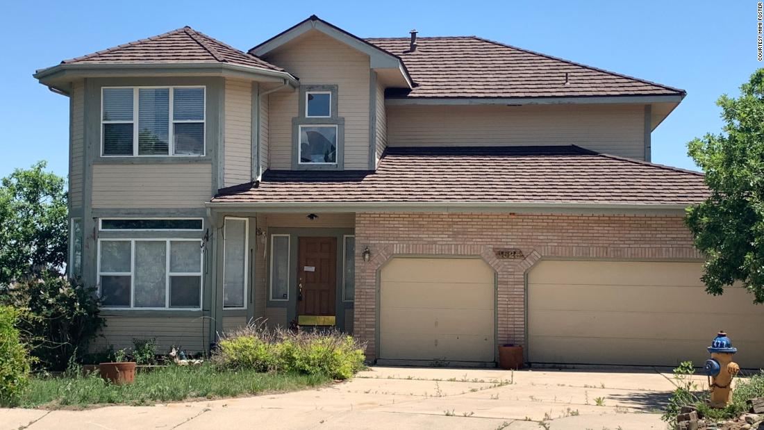 This disgusting 'house from hell' is listed for $600,000 ... and getting multiple all-cash offers