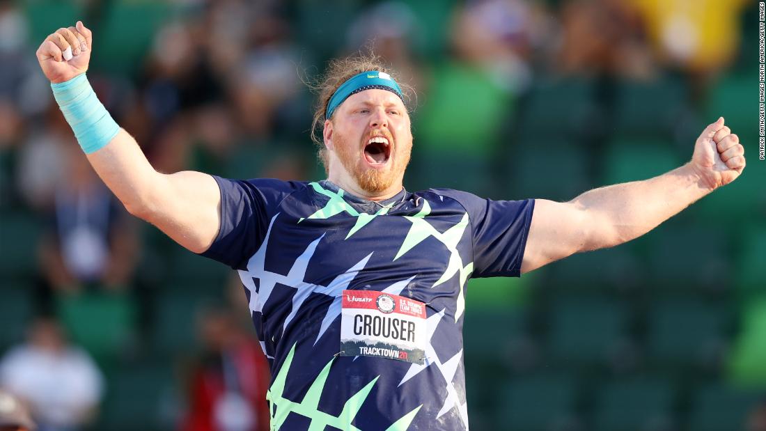 American breaks shot put record that stood for decades