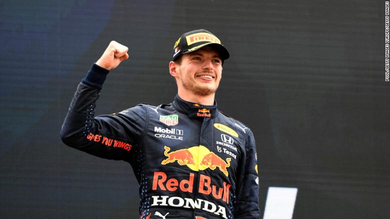 Max Verstappen beats Lewis Hamilton at French Grand Prix to extend F1 title race lead
