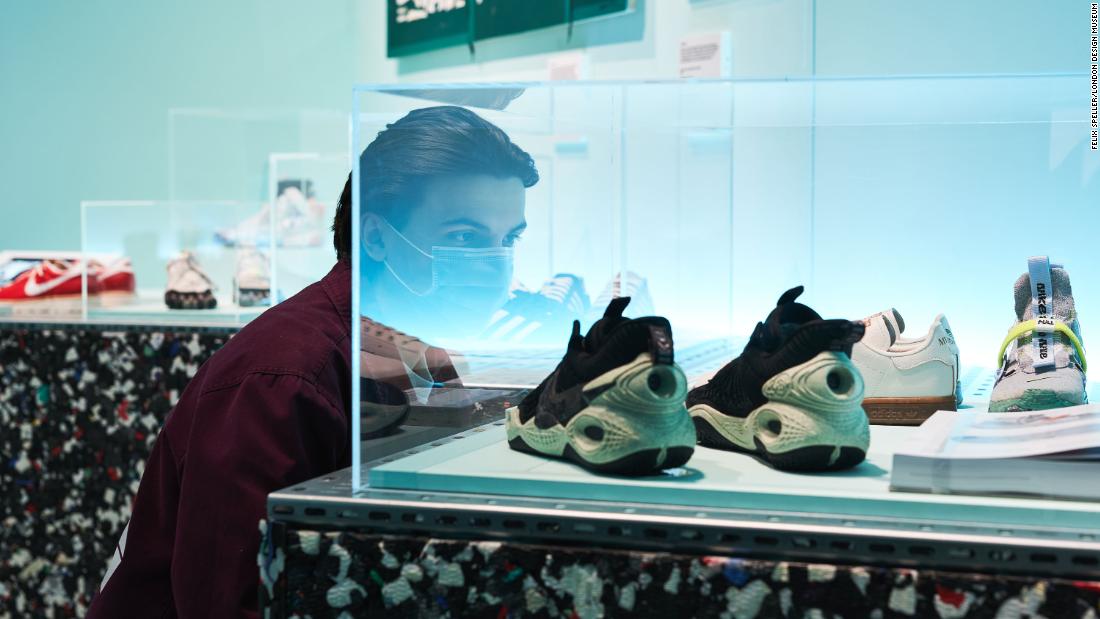 Udflugt Himlen mandskab How sneakers became big-money collectibles - CNN Style