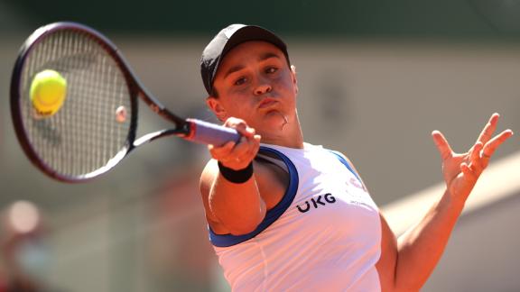 Ashleigh Barty powers into Wimbledon semifinals with ease ...