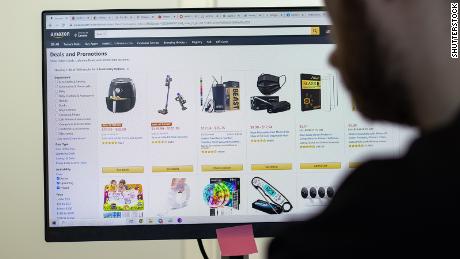 Amazon Et Google Font L'Objet D'Une Enquête Pour Ne Pas Avoir Supprimé Les Faux Avis Sur Les Produits