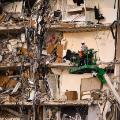 04 building collapse gallery 0626 