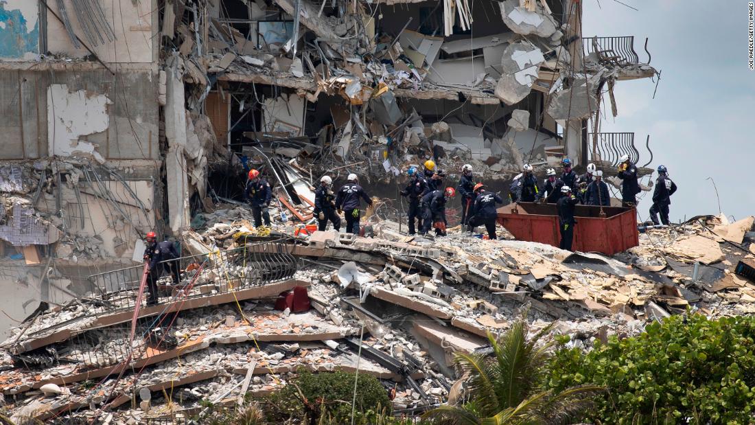 At Least 9 People Have Died From The Florida Condo Collapse As Rescuers Keep Digging In Search 8083