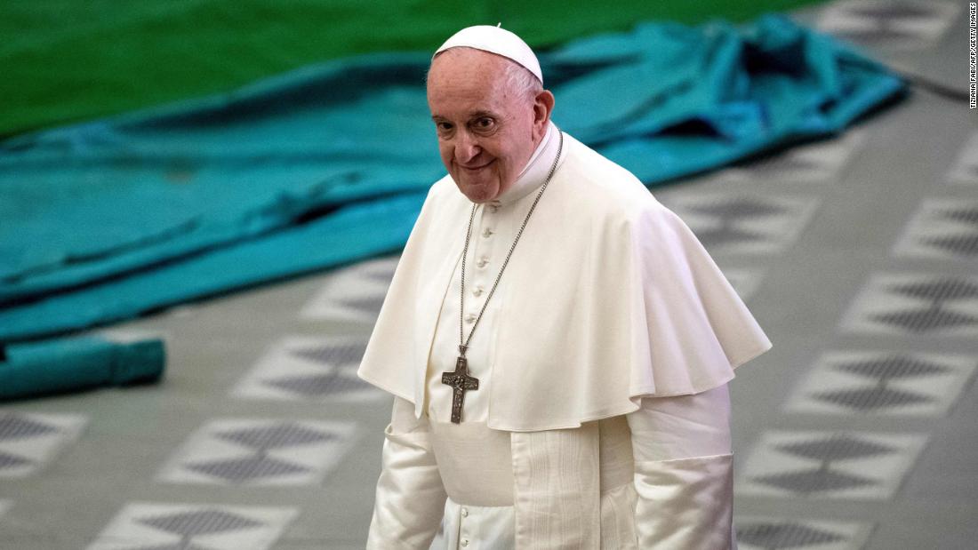 Photo of Pápež František, biskupi by mali byť biskupmi, americkí politici by nemali diskutovať o Bidenovom odmietnutí jednoty kvôli potratom