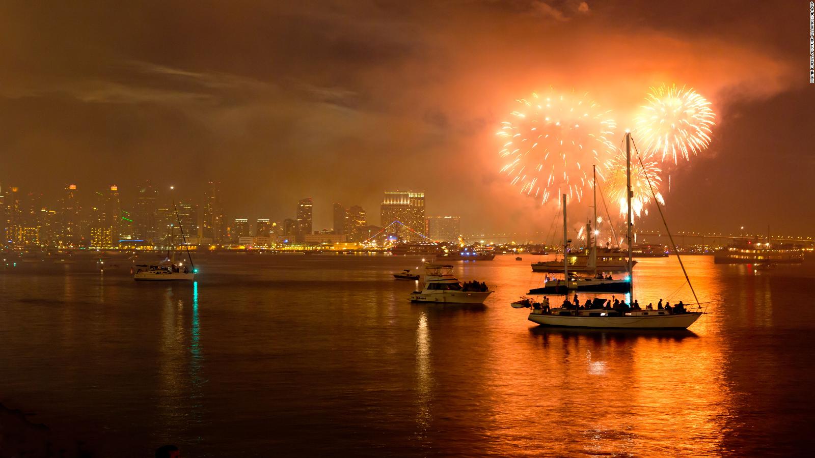 July 4th Fireworks Events Dazzling Shows Are Back On For 2021 Cnn Travel