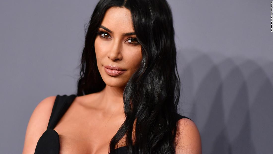 Kim Kardashian West, Jason Sudekis to make 'SNL' hosting debuts this season