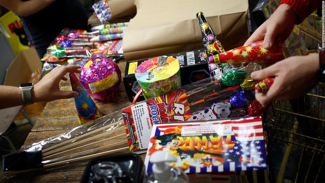 Short lifespan for pop-up fireworks shops