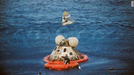 The emergency plan adapted by Arturo Campos for emergencies helped the Apollo 13 astronauts return safely to Earth.