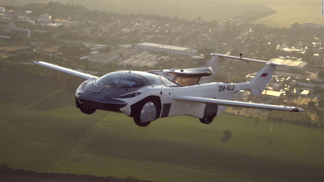 Spoločnosť Klein Vision AirCar absolvuje 35-minútový skúšobný let na Slovensku