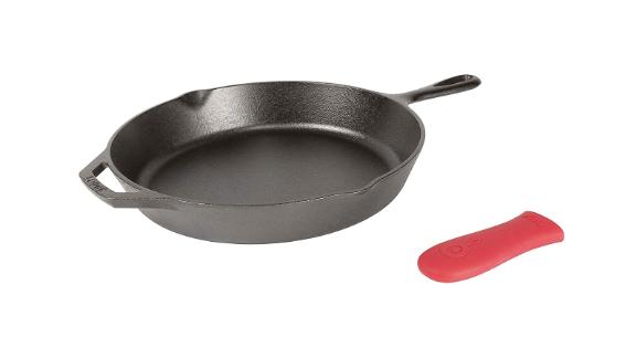 Lodge Preseasoned Cast-Iron Skillet With Assist Handle Holder