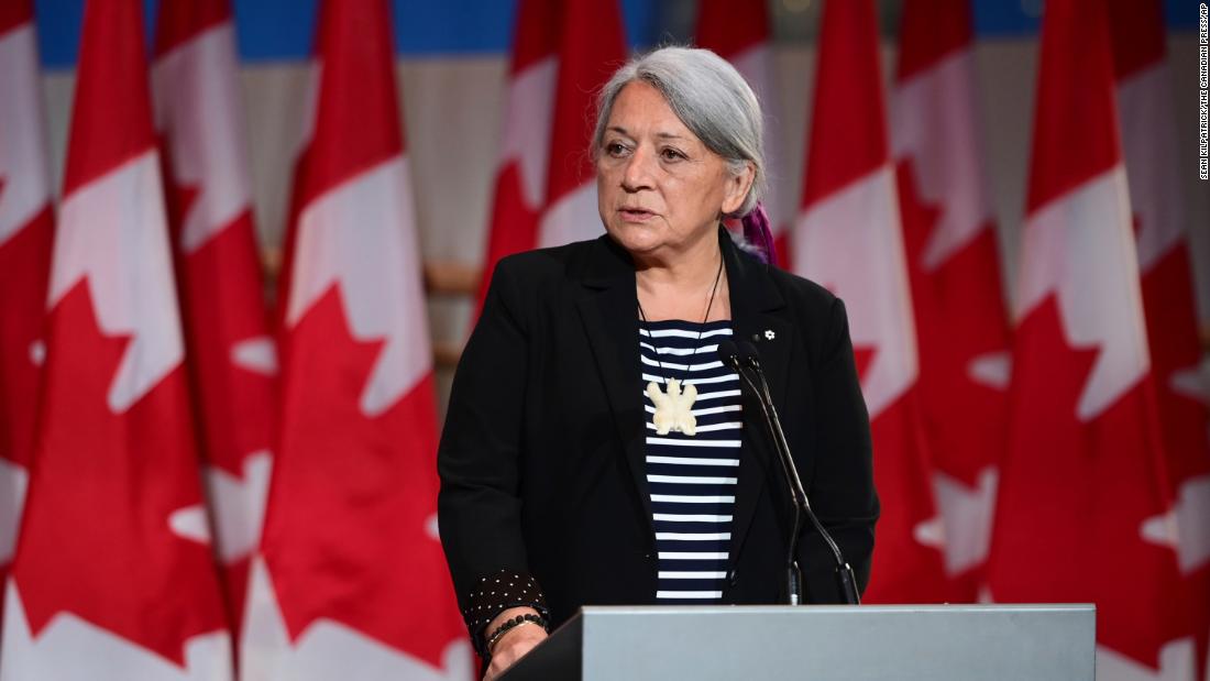 Mary Simon installed as Canada's first Indigenous governor ...