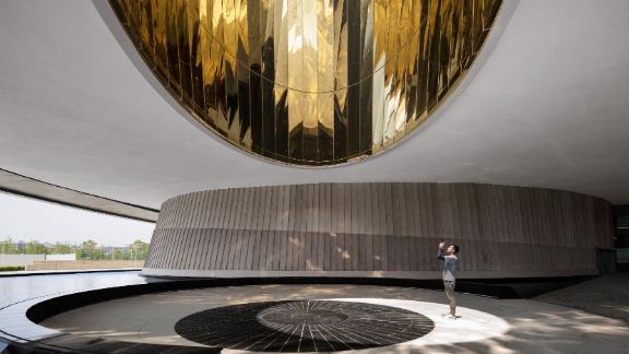 The oculus in the main entrance acts as a timepiece, with a circle of light indicating the season and time of day.