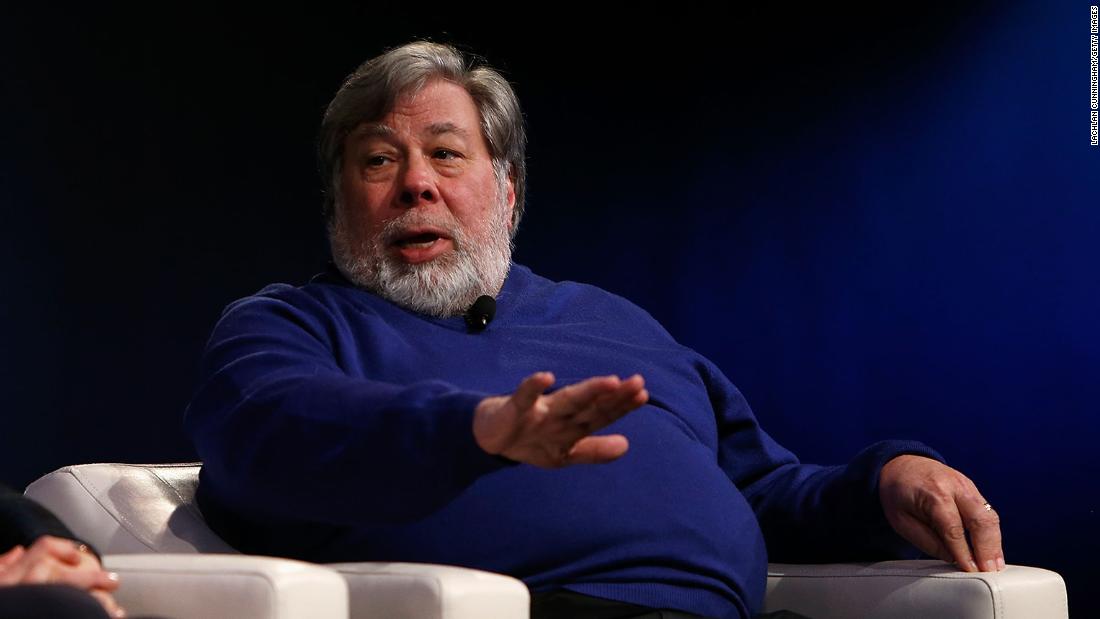Hong Kong (CNN Business)Woz is throwing his weight behind the 
