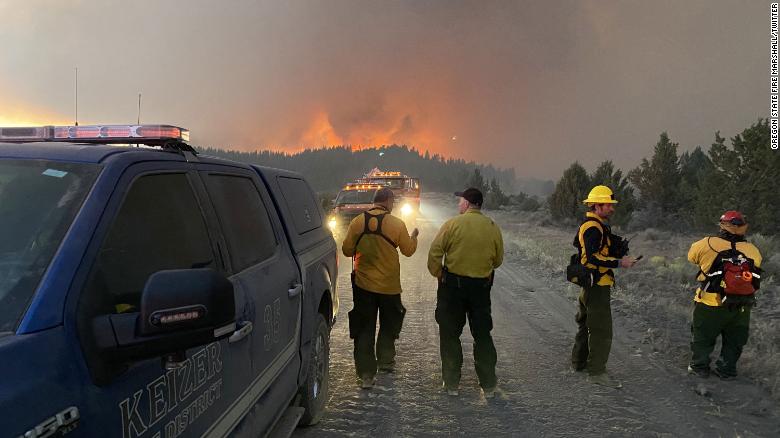 Oregon’s Bootleg Fire more than triples in size to 143,607 acres