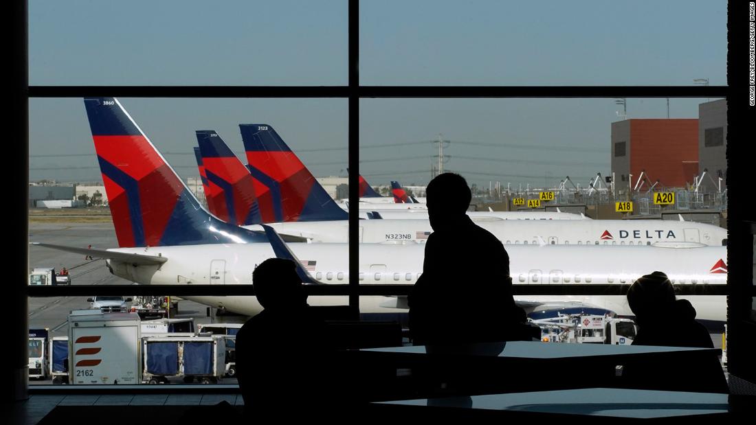 As airlines flirt with profitability, analysts say it's time for investors to climb aboard