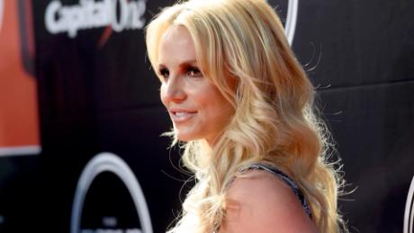Britney Spears files to remove her father as conservator of her estate