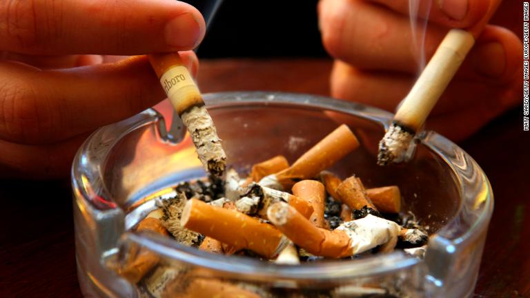Los cigarrillos electrónicos son efectivos para dejar de fumar, según un  estudio - The New York Times