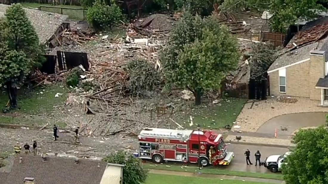 6 injured in a Texas home explosion that damaged 2 other houses