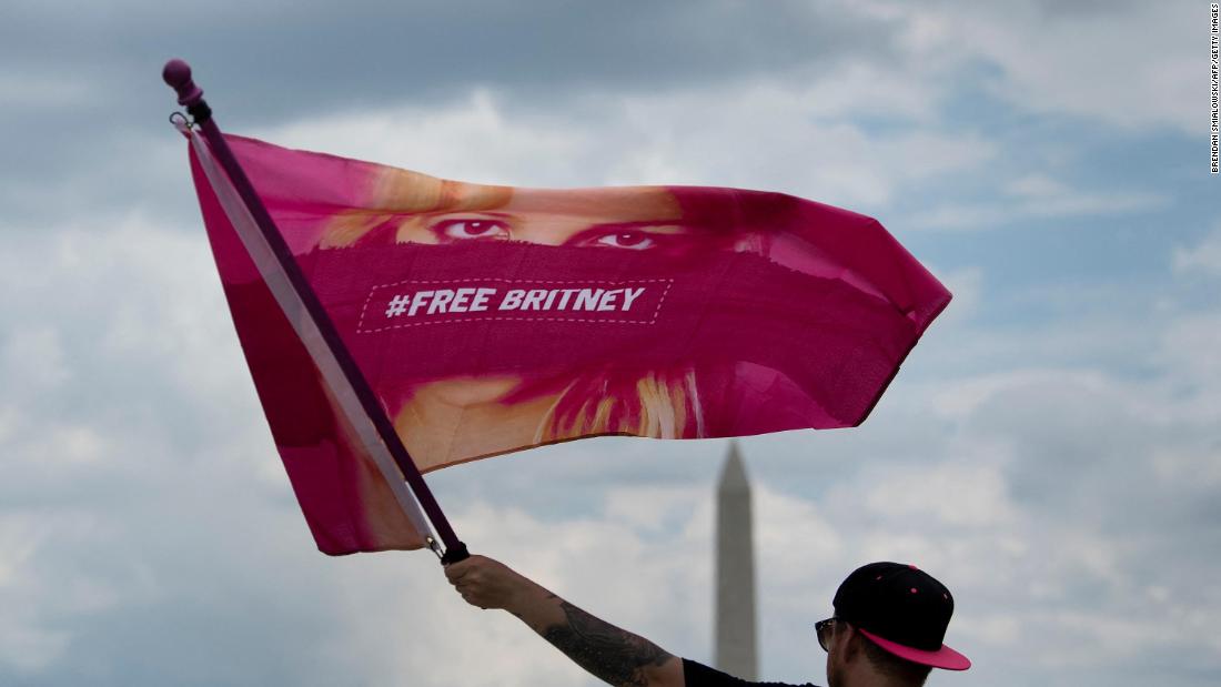 Tutela di Britney Spears: proposta di legge “Free Britney” al Congresso nel bel mezzo di una battaglia legale
