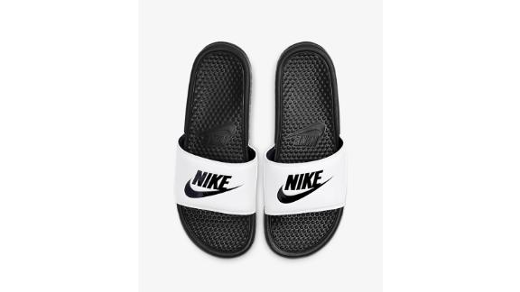 Nike Benassi JDI Slides