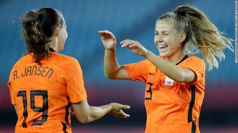 Netherlands thrashes Zambia 10-3 in women’s football tournament to set new Olympics record
