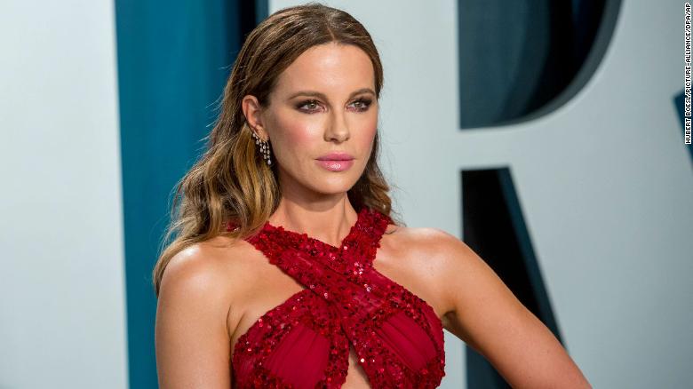 Kate Beckinsale says she’s ‘never’ been on a real date