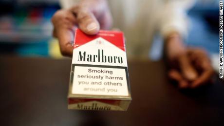 Philip Morris wants cigarettes banned in the UK by 2030