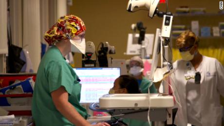 Personeel van een ziekenhuis in Florida zegt paniek, angst en spijt te horen van niet-gevaccineerde Covid-19-patiënten